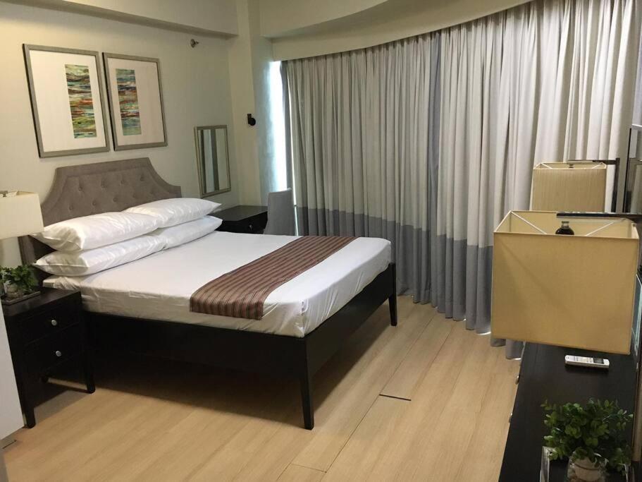 Spacious Bgc 2 Bedroom With A View Manila Eksteriør bilde