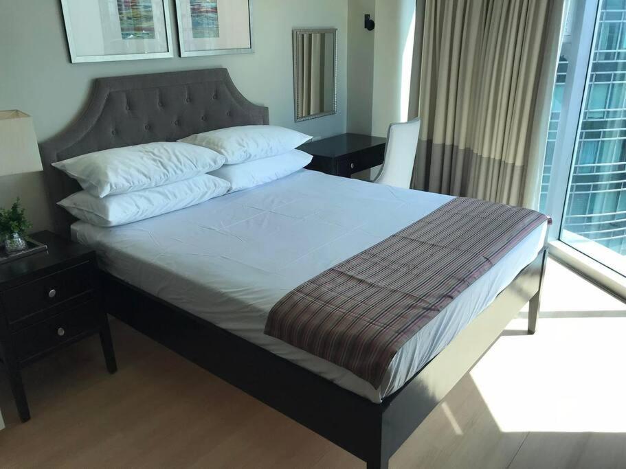 Spacious Bgc 2 Bedroom With A View Manila Eksteriør bilde
